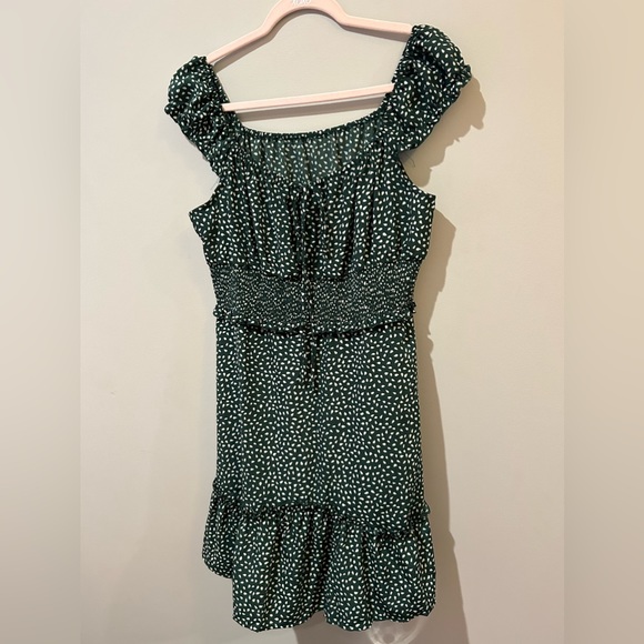 Dresses & Skirts - Dark green pokadot dress